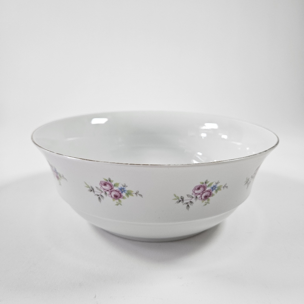 Vintage Henneberg Porzellan 1777 German Democratic Large 9" Serving Bowl